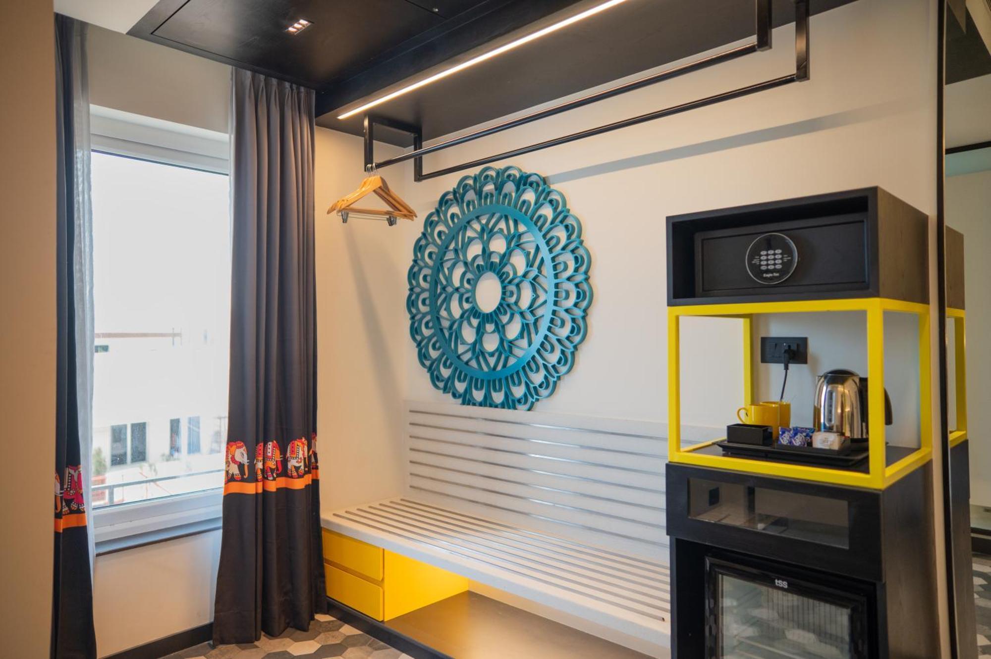 Zibe Luxe Kakinada By Grt Hotels Екстериор снимка