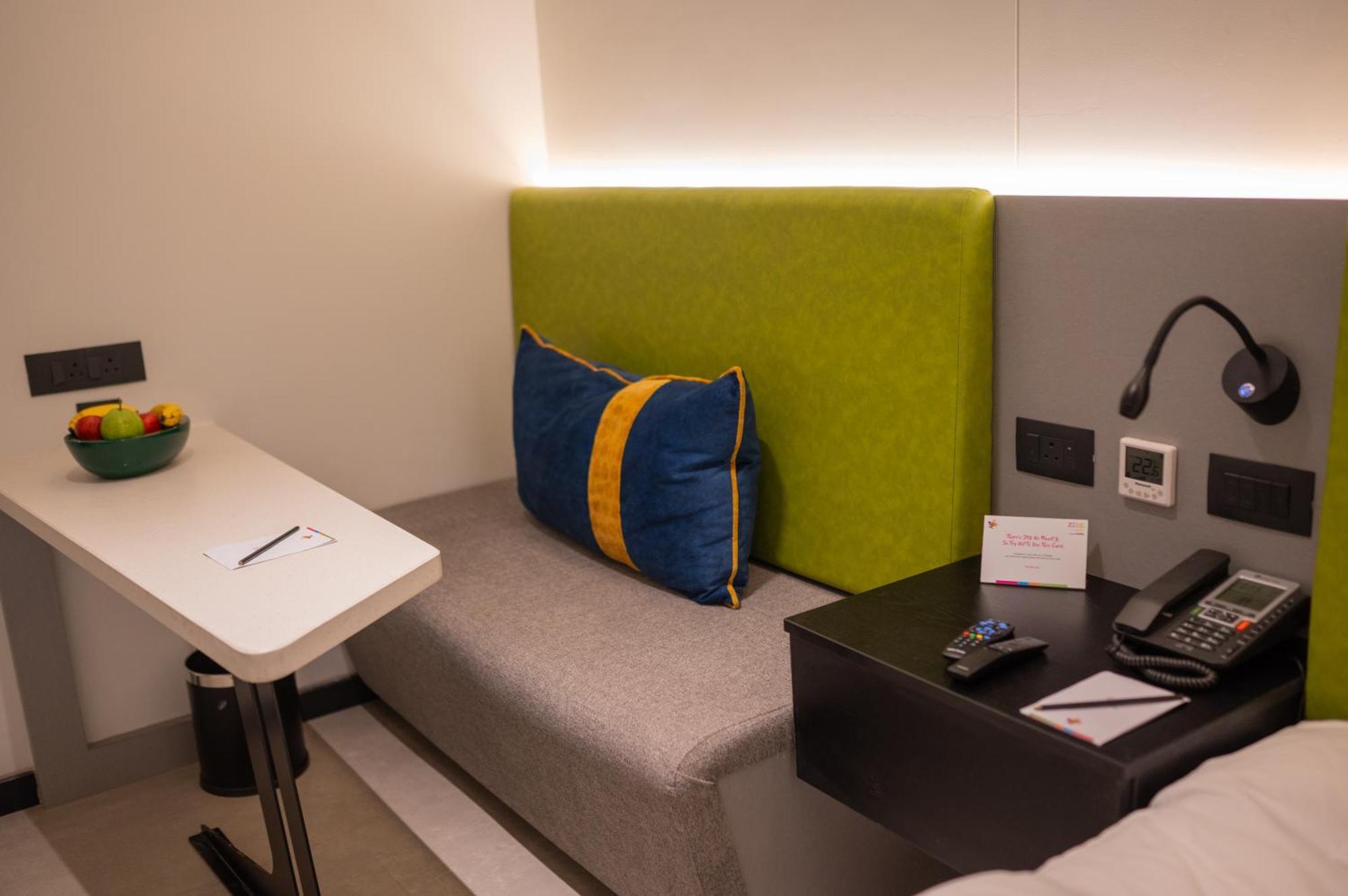 Zibe Luxe Kakinada By Grt Hotels Екстериор снимка