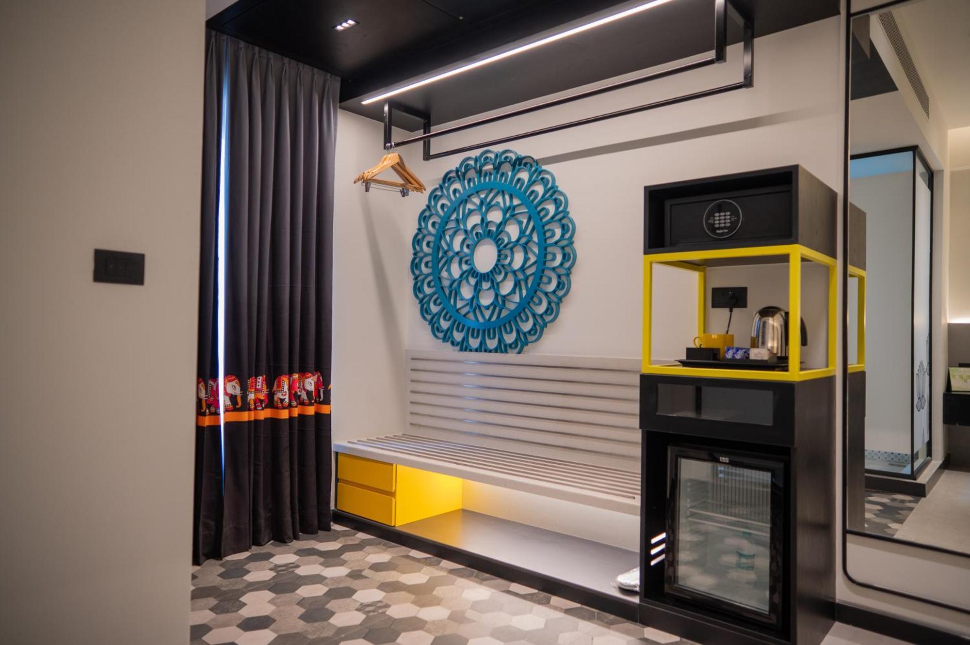 Zibe Luxe Kakinada By Grt Hotels Екстериор снимка