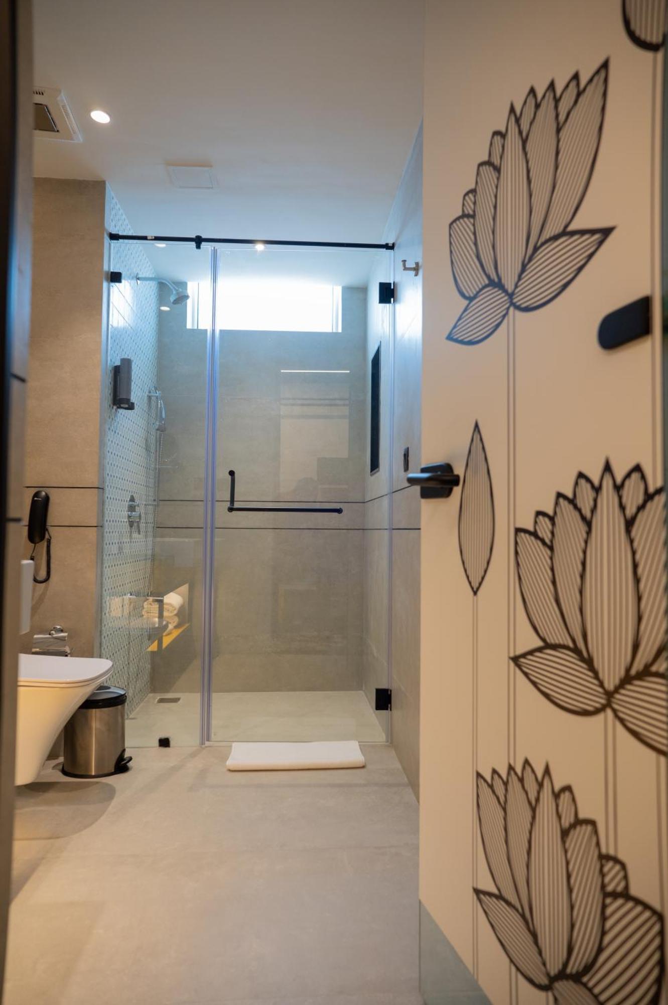 Zibe Luxe Kakinada By Grt Hotels Екстериор снимка